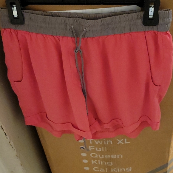 JCREW STRETCH WOMEN'S SHORT SIZE 2 - Picture 10 of 16